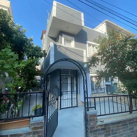 Your In Σπίτι διακοπών Κουσάντασι